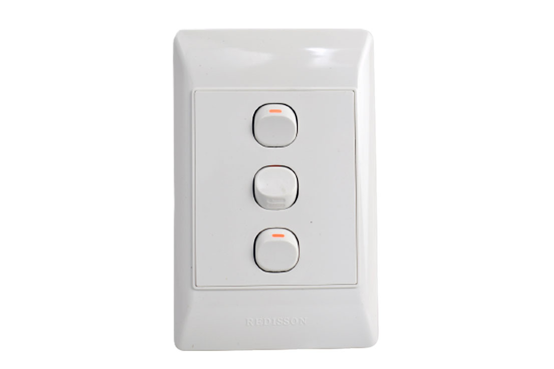 4160-REDISSON-3-LEVER-WALL-SWITCH